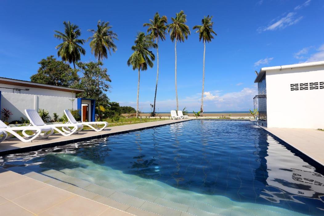 Rafflesia Resort Lundu Ngoại thất bức ảnh