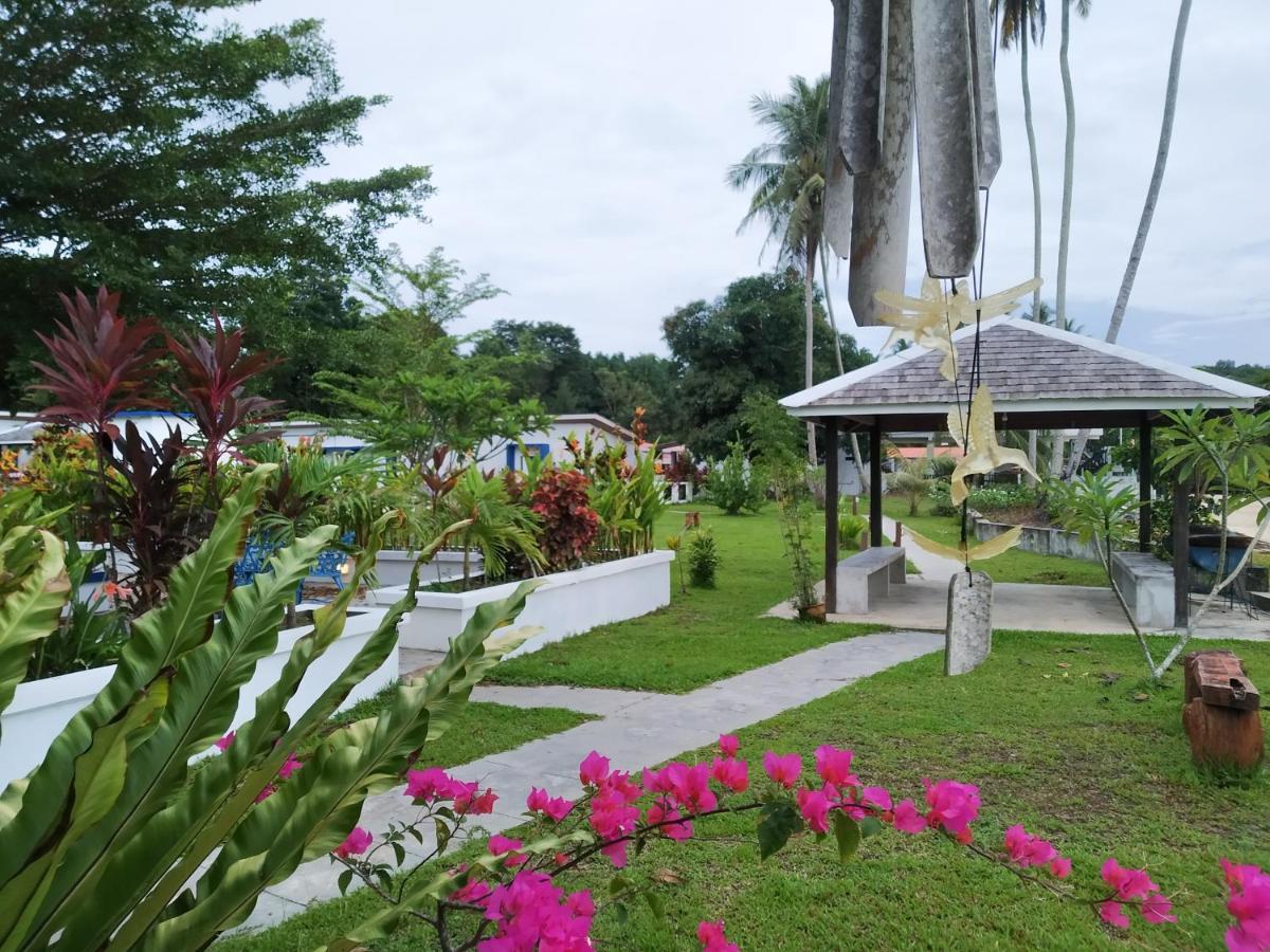 Rafflesia Resort Lundu Ngoại thất bức ảnh