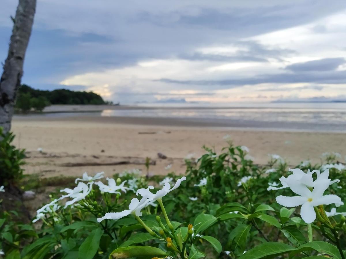 Rafflesia Resort Lundu Ngoại thất bức ảnh